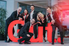 The region is located on various hill slopes around these rivers. Volks Und Raiffeisenbank Saale Unstrut Als Arbeitgeber Gehalt Karriere Benefits Kununu