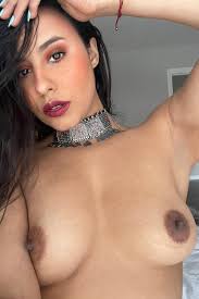 pandesia-be-yourself-nude-girl-selfie-shot-19 · Pandesia World