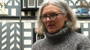 Warwick veterans home welcomes first female resident in 450 years