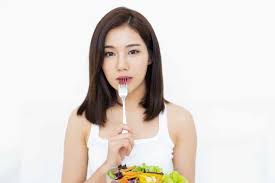 Apalagi seiring bertambahnya usia, tubuh tak lagi sekuat dulu sehingga lebih rentan sakit. Cara Diet Yang Betul Ini 7 Tip Penting Yang Kalian Belum Tahu