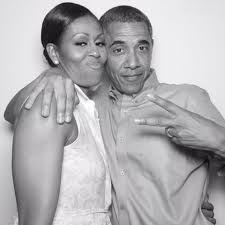 Barack obama has not endorsed any candidate in the 2020 race but that hasn't stopped ads for warren's ad, for instance, features obama calling her one of the fiercest advocates for the middle. Barack And Michelle Obama Photo Booth Pictures