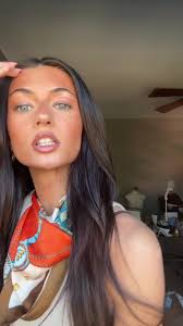 Savannah Kilpatrick (@lilkilp)'s videos with So Easy (To Fall In Love)