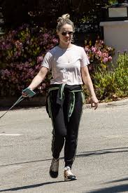 Rebecca grace tobin is an american actress, singer, and dancer. Becca Tobin Style Clothes Outfits And Fashion Celebmafia