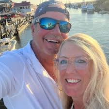 Where to buy steamed crab near Cherry Grove?