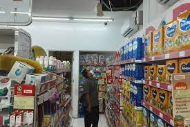 Entdecke rezepte, einrichtungsideen, stilinterpretationen und andere ideen zum ausprobieren. Pemilik Indomaret Vs Alfamart Siapa Lebih Kaya Halaman All Kompas Com