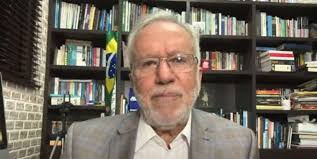 Alexandre Garcia entra para o time de 'Os Pingos nos Is'