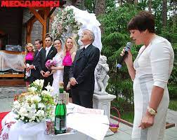 6 march 1984, zaporizhzhia) is a ukrainian journalist, television presenter and actress. Kak Oleg Panyuta Vel Yaninu Sokolovu Pod Venec