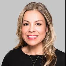 Elizabeth Najar's Instagram, Twitter & Facebook