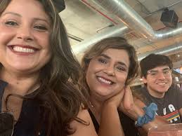 Reyna Sujey Fernandez (@Reynasugey) • Facebook