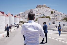 Μειωση του φπα οταν το επιστρεψουν τα δημοσιονομικα Mhtsotakhs Sthn Astypalaia Meiwsh Fpa To Epomeno Bhma Bolta Sth Xwra Sto Kastro Stoys Anemomyloys Fwto Cityportal Gr