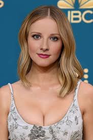 Melissa Rauch is a comedy legend in her own right, bringing joy,  intelligence, and heart to every role she plays. 🌈 As Bernadette