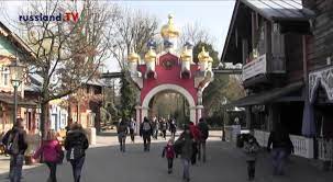 Tradition und technik sind in diesem teil des parks perfekt vereint. Russland Im Europapark Youtube