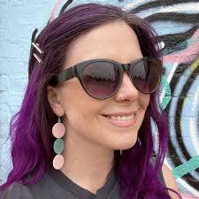 Bethany Nixon's Instagram, Twitter & Facebook