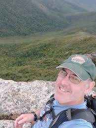 What are the best routes to climb Mount Bond?