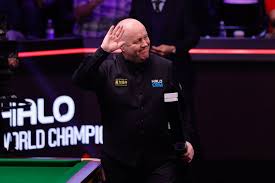 Higgins Overcomes Robertson To Make Semis