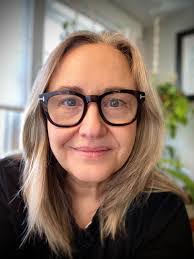 Sonya Arthur's Instagram, Twitter & Facebook