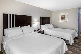 Holiday inn blue ash oh. Holiday Inn Express Hotel Suites Cincinnati Blue Ash Home Facebook