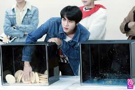 Smartphone, tablet y la pc. Photos From Jin Bts S Post