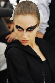 It the easiest look one can choose for even at the last minutes. Halloween Makeup Ideas Stolen Straight From The Runway Black Swan Makeup Halloween Makeup Bird Makeup
