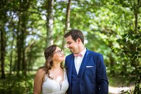 La Saison Des Mariages 2019 Va Bientot Prendre Fin Plein De Bonheur Sur Cette Saison C Est Toujours Chouette De Vous Retrouver A In 2020 Couple Photos Couples Photo