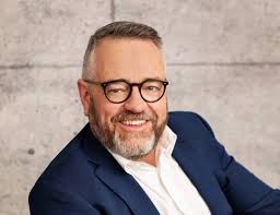 Hyundai Canada Adds Veteran Communications Expert Brad Ross to Lead  Corporate PR