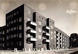 Architekt Wroclawskiego Modernizmu Architekt Bauhaus Architektur Funktionalismus