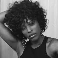 Simone Green (@SimoneGreenLive)