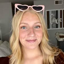 Kylie Brown and Cooper Roig's Wedding Website