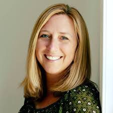 Traci Cole's Instagram, Twitter & Facebook