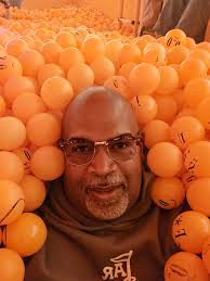 🎈 Balloon Museum has landed in San Francisco. Experience it for yourself —  and see why the buzz is real. Welcome to Balloon Museum—where contemporary  art takes over space, light, and air.