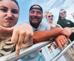 we tried gambling for about 20 minutes before coming to the conclusion that  its boring and pointless