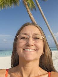 Restoring old hippie compound for artist retreat