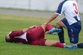 Your body has five adductor any of these groin muscles can be strained but the most common is adductor longus. Football Focus Types Of Groin Strain Blackberry Clinic