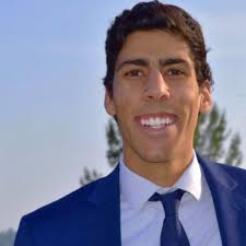 Meet HMCE's Chief Of Staff! Daniela Mateu, originally from Hialeah,  Florida, is a senior concentrating in Government and Psychology. Her first  experience with HMC was last year during the Boston conference so