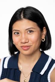 A Woman and an Envelope (Short)