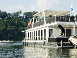 Locate realtors selling lakefront houses and waterfront real estate. Houseboats Kentucky Tourism State Of Kentucky Visit Kentucky Official Site
