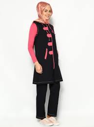 Fashion style baju olahraga muslimah elzatta saat ini menjadi daya tarik sendiri dalam. 16 Model Baju Senam Muslim Terbaru Modis Dan Trendy