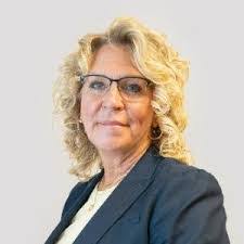 Ivonne Escobar's Instagram, Twitter & Facebook