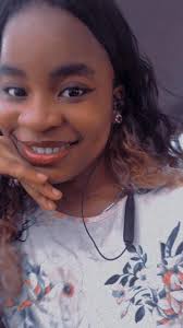 bought my antidepressants off Temu & now I glow in the dark 😬