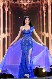 Doãn hải my là cô gái duy nhất văn hậu theo dõi trên instagram sau khi chia tay hoàng anh ốc, văn hậu kín tiếng chuyện đời tư. Ä'oan VÄƒn Háº­u Om An á»§i Doan Háº£i My Sau Chung Káº¿t Hoa Háº­u Viá»‡t Nam Vietnamnet