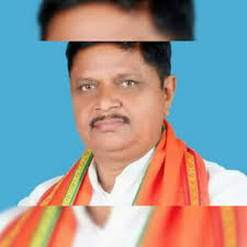 गोंडा: बीजेपी विधायक के बेटे की सामने आई गुंडागर्दी, केस दर्जbjp mla bavan  singh son threat government staff in gonda upns