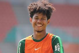 Sebagaimana diketahui, bagus kahfi tengah mengikuti trial di tim sepak bola eropa, fc utrecht barito putera tentu berharap bagus kahfi bisa kembali ke tim jelang lanjutan liga 1 2020 yang. Bagus Kahfi Dikabarkan Gabung Fc Utrecht Ini Klarifikasinya