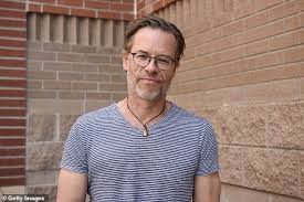 Guy pearce says 'why not?' to 'priscilla, queen of the desert' sequel. Guy Pearce Shares A Heartfelt Tribute To Neighbours Broread Com