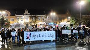 One of them, zarabie, is a popular local tourist destination. Myslenice Glosny Protest Po Raz Kolejny Przeszedl Ulicami Miasta