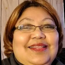 Crystal Dewalt's Instagram, Twitter & Facebook