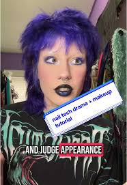 Nails by Melanie Detroit