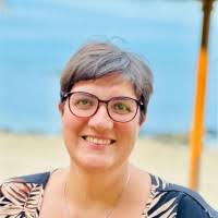 100+ "Vera Chaves" profiles