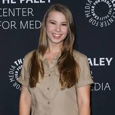 Bindi irwin shared a sweet family photo of her late dad, steve, holding her baby in honor of mother's day. Bindi Irwin Reveals The Unique Name Her Daughter Will Call Her Grandmother People Dothaneagle Com