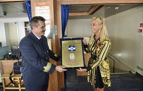 Λου Κολλάκης: Το νεότευκτο containership “LIMA EXPRESS” εντάχθηκε στoν  στόλο της Chartworld (pics)