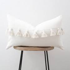 Black And White Lumbar Pillow With Tassels Ivory Lumbar Throw Pillow Cover With Tassels Pillow Cover Farmhouse Decor Boho Decor Bohemian Decor Decorative Pillow Off White Lumbar Throw Pillow Tassel Pillow Diy Pillows